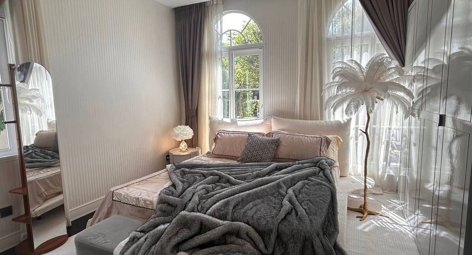 For rent 4 bedrooms villa in Bang Phli, Samut Prakan