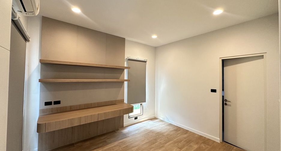出租 4 卧室 独立屋 在 Bang Kapi, 曼谷