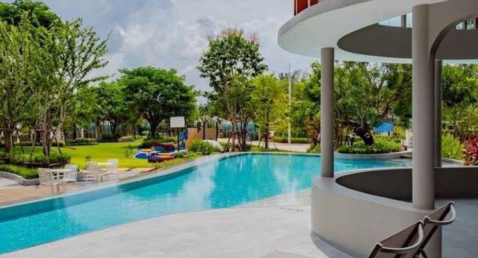 For sale and for rent 4 bedrooms house in Mueang Phuket, Phuket