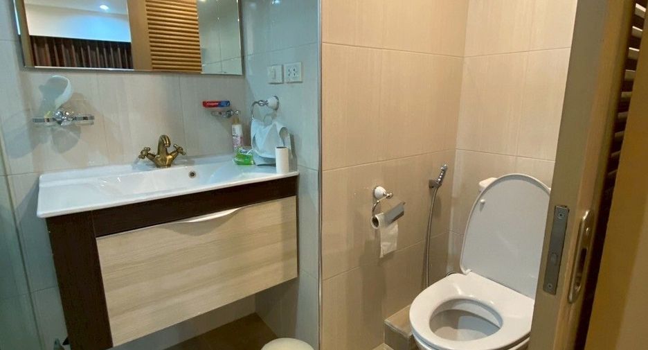 À louer 1 chambre condo à Khlong Toei, Bangkok
