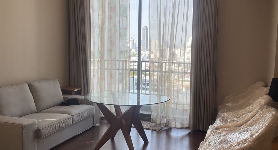 For rent 2 bedrooms condo in Watthana, Bangkok