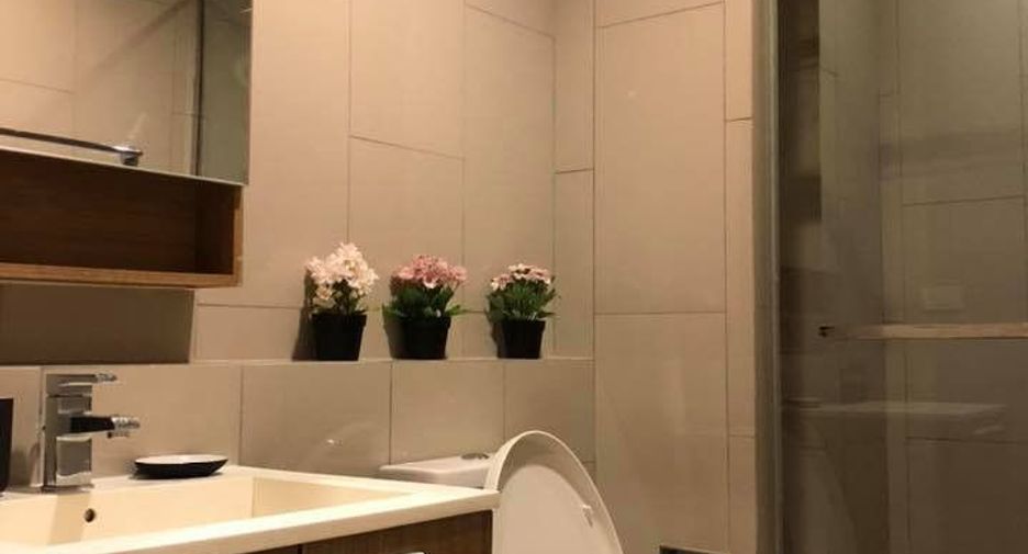 For sale 1 bed condo in Watthana, Bangkok
