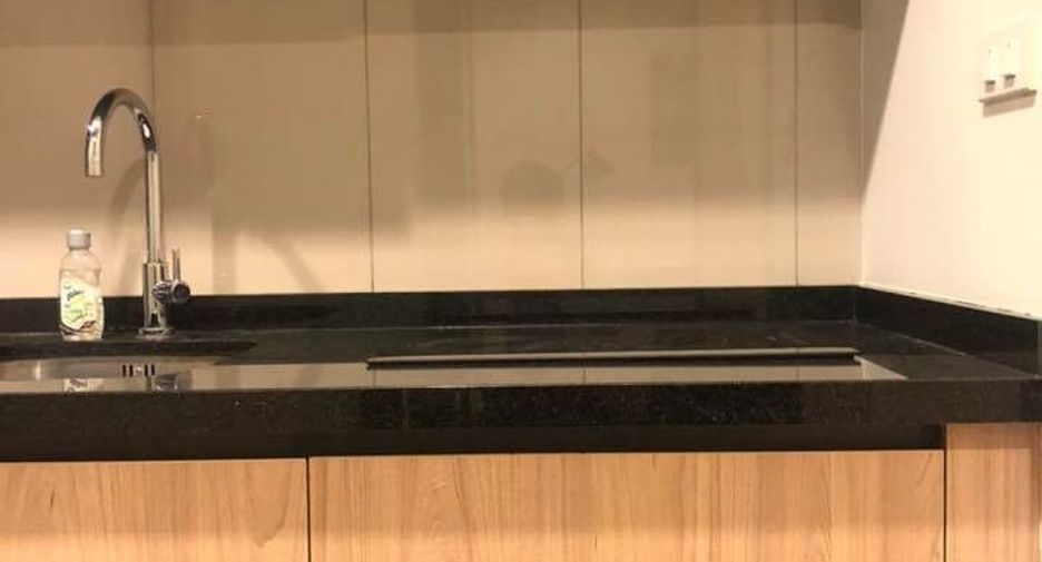 For sale 1 bed condo in Watthana, Bangkok