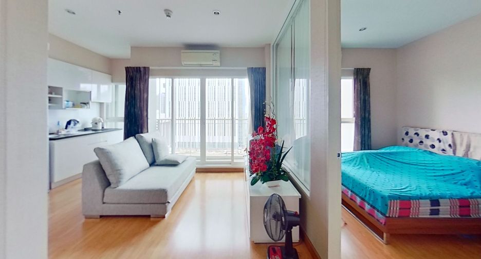 For sale 1 bed condo in Watthana, Bangkok