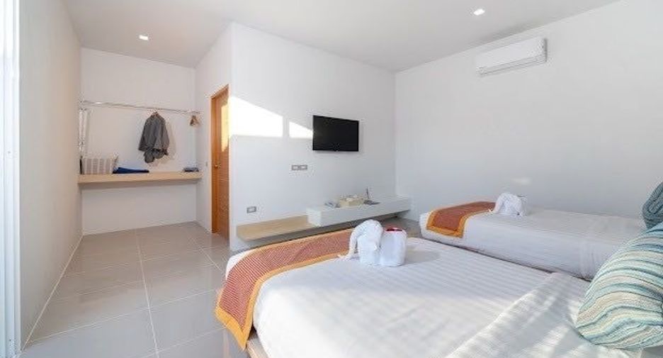 À louer 4 chambres villa à Mueang Phuket, Phuket