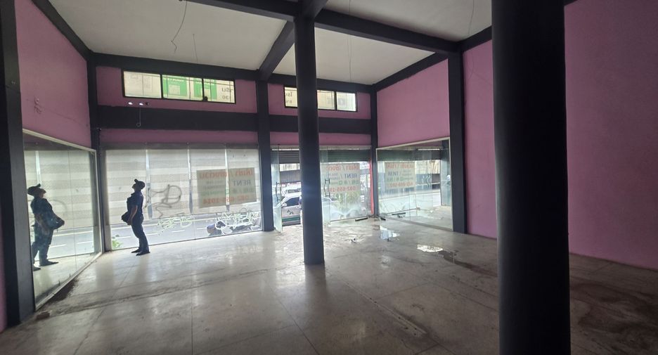 For rent retail Space in Bang Kapi, Bangkok