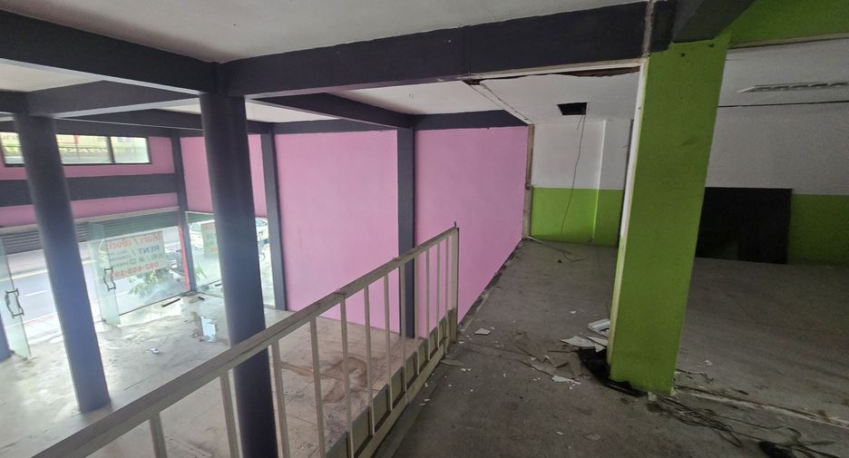 For rent retail Space in Bang Kapi, Bangkok