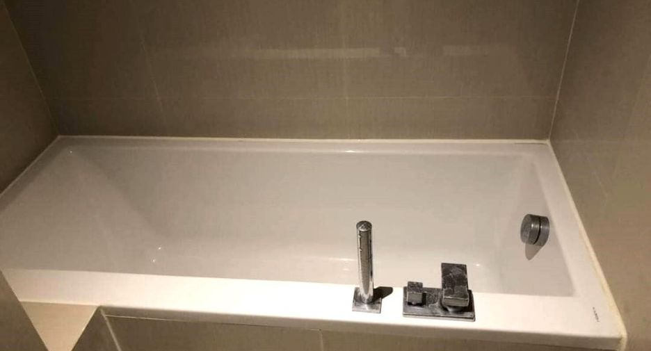 For sale 1 bed condo in Watthana, Bangkok