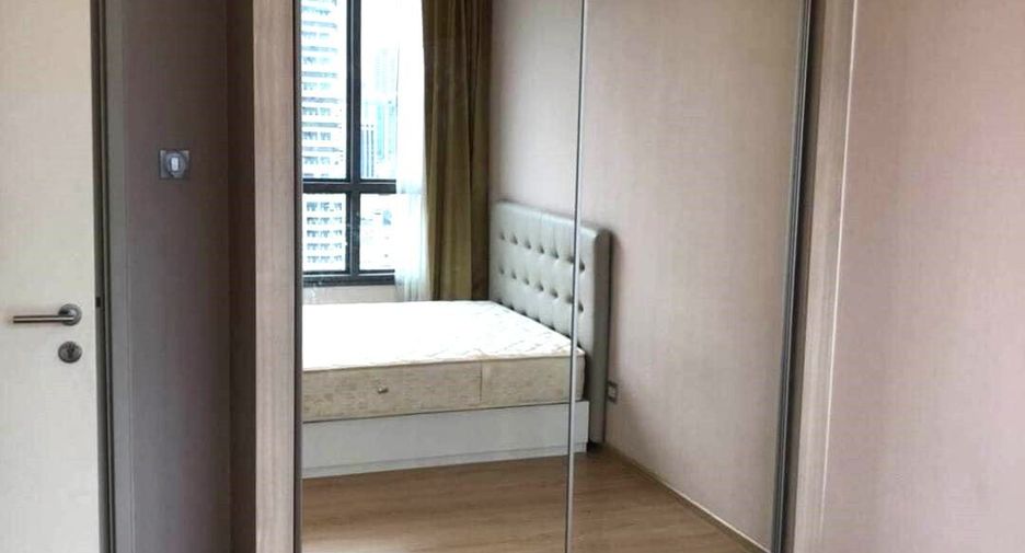 For sale 1 bed condo in Watthana, Bangkok