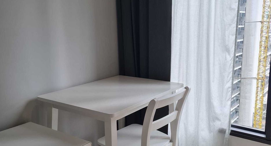 For rent スタジオ condo in Huai Khwang, Bangkok