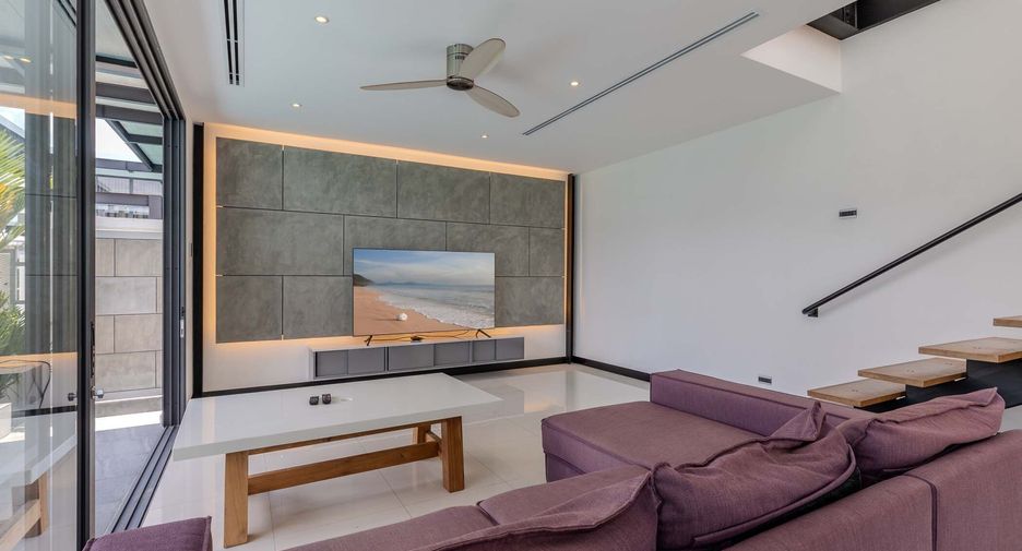 For sale 4 bedrooms villa in Mueang Phuket, Phuket