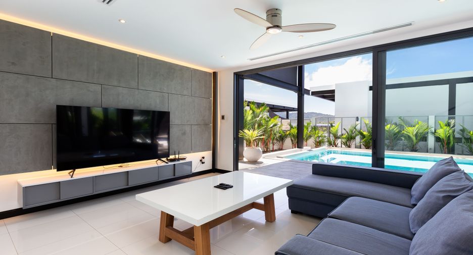 For sale 4 bedrooms villa in Mueang Phuket, Phuket