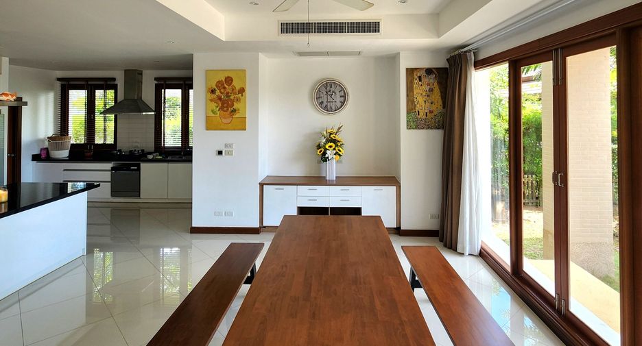 For rent 4 bedrooms villa in Thalang, Phuket