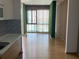 For sale studio condo in Phaya Thai, Bangkok