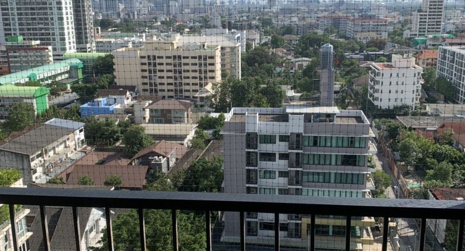For sale studio condo in Phaya Thai, Bangkok