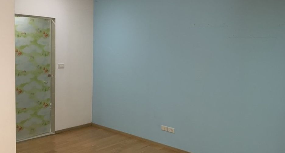 For sale studio condo in Phaya Thai, Bangkok