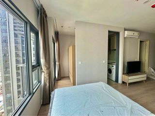 For rent studio condo in Khlong Toei, Bangkok