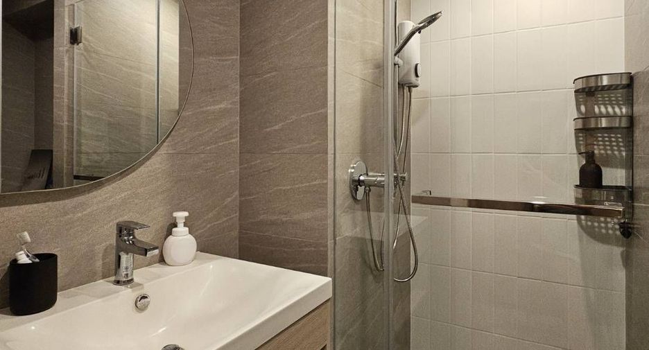 For rent 1 bed condo in Khlong San, Bangkok