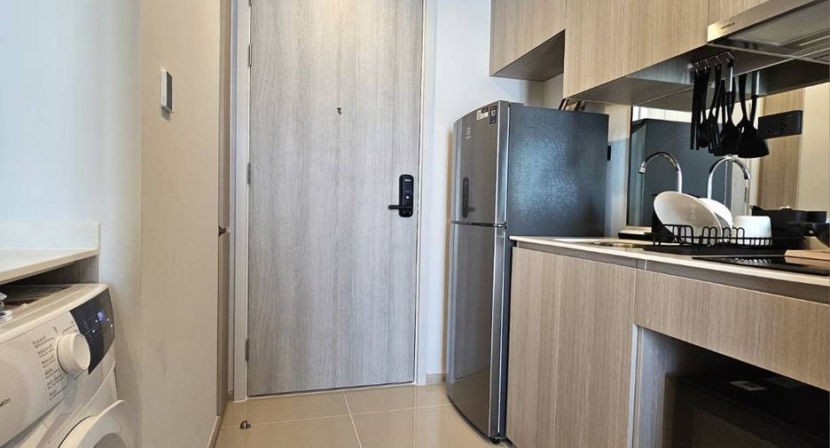 For rent 1 bed condo in Khlong San, Bangkok