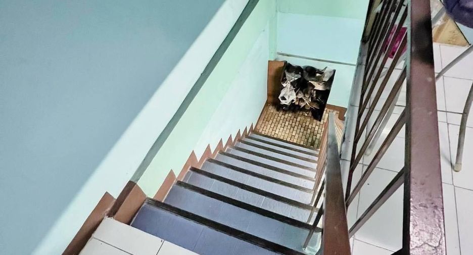 Reihenhaus zum Kauf mit 3 Zimmer in Yan Nawa, Bangkok