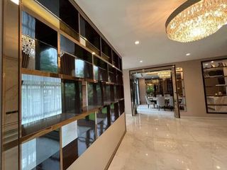 Casa en venta de 5 habitaciones en Saphan Sung, Bangkok