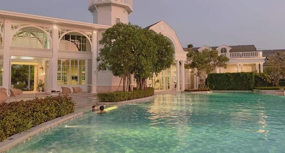 For sale 3 bedrooms house in Khlong Sam Wa, Bangkok
