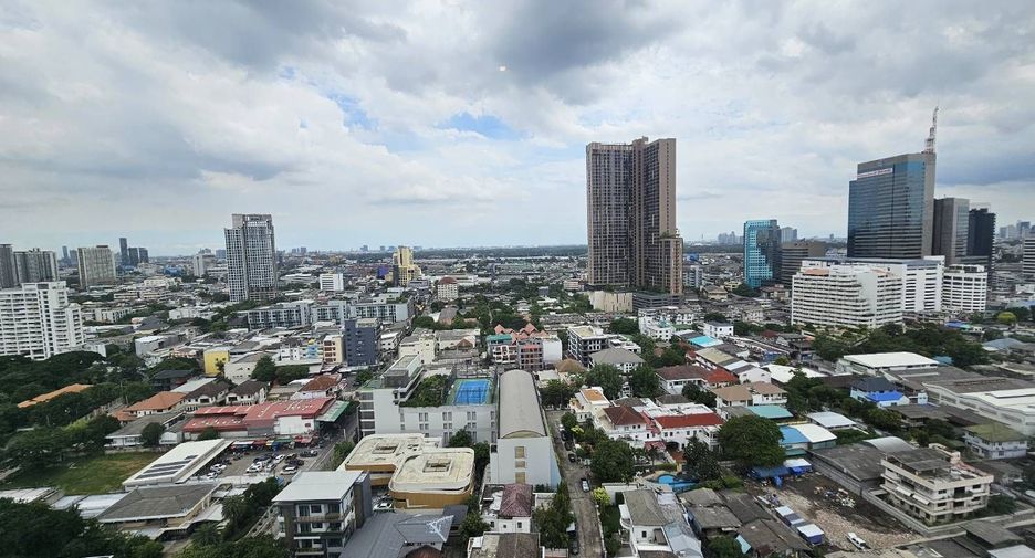 For rent 1 bed condo in Khlong Toei, Bangkok