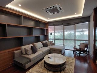 Casa en alquiler de 4 habitaciones en Sathon, Bangkok