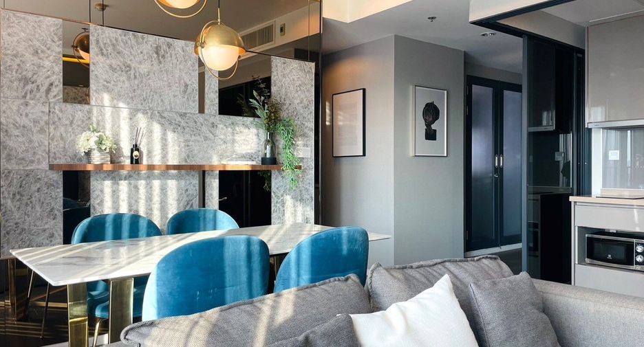 For rent 2 bedrooms condo in Watthana, Bangkok