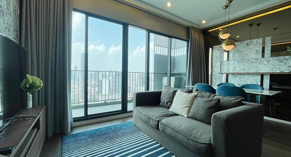 For rent 2 bedrooms condo in Watthana, Bangkok