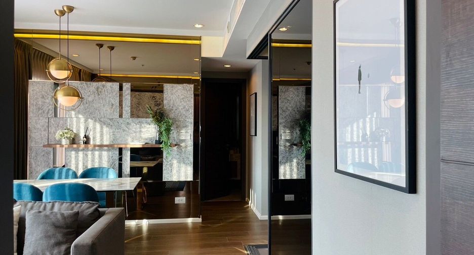 For rent 2 bedrooms condo in Watthana, Bangkok