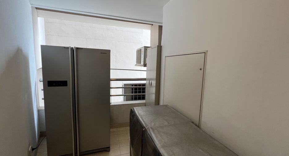 For sale 2 bedrooms condo in Bang Kho Laem, Bangkok