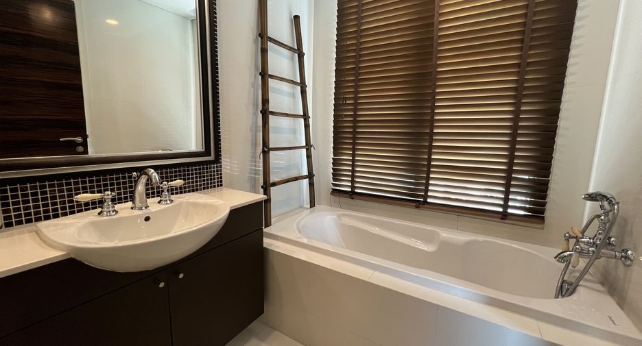 For sale 2 bedrooms condo in Bang Kho Laem, Bangkok