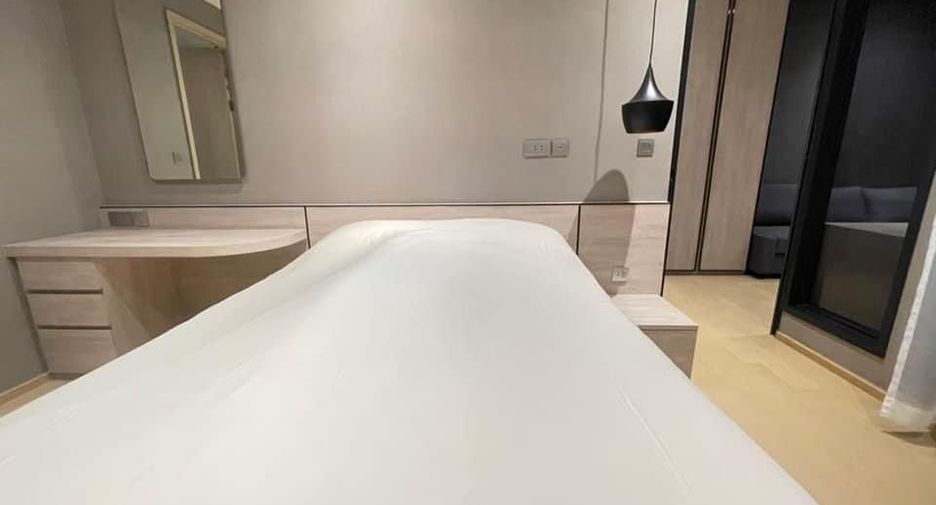 Condo en alquiler de 1 habitaciones en Huai Khwang, Bangkok