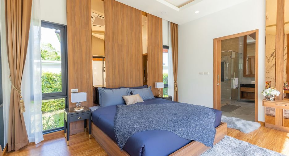 For sale 2 bedrooms villa in Mueang Phuket, Phuket