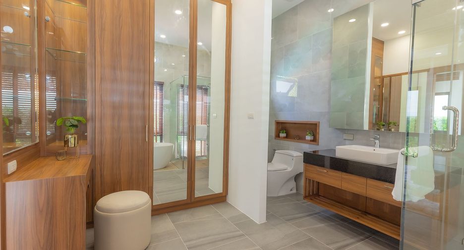 For sale 2 bedrooms villa in Mueang Phuket, Phuket