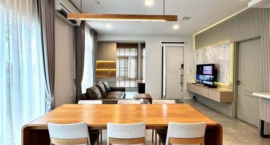 For rent 4 bedrooms house in Prawet, Bangkok