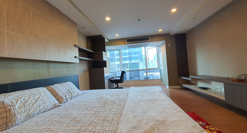 À louer 2 chambres condo à Khlong Toei, Bangkok