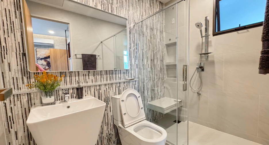 Casa en alquiler de 4 habitaciones en Bang Phli, Samut Prakan