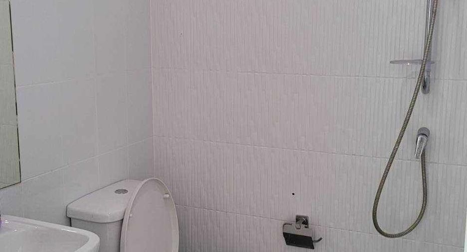For sale 3 bedrooms townhouse in Min Buri, Bangkok