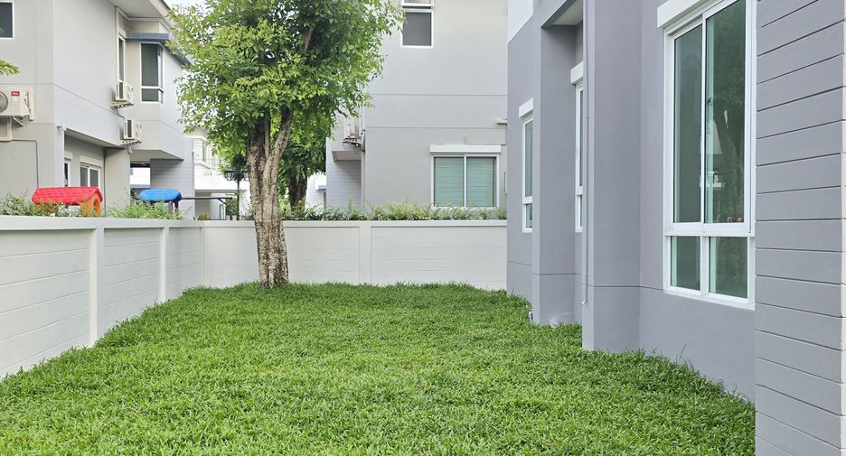 For sale 3 ベッドルーム house in Bang Sao Thong, Samut Prakan
