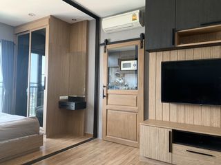 À vendre 1 chambre condo à Bang Phlat, Bangkok