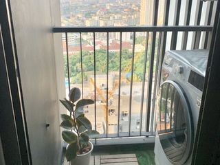À vendre 1 chambre condo à Bang Phlat, Bangkok