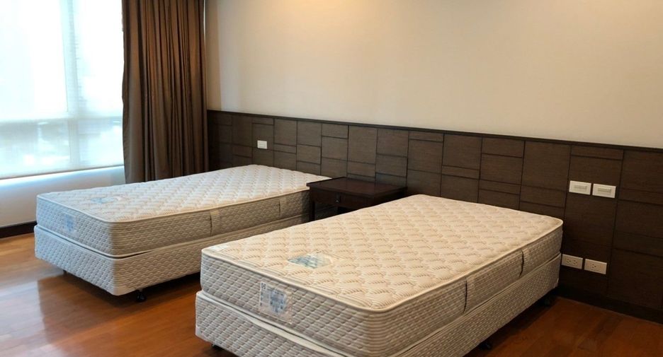 ให้เช่า 3 ห้องนอน คอนโด ใน วัฒนา, กรุงเทพฯ