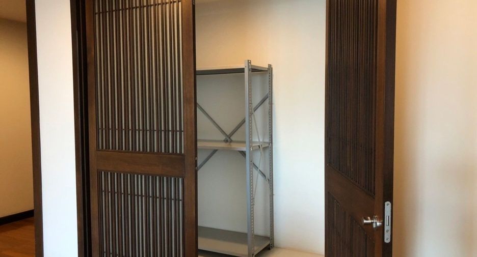 ให้เช่า 3 ห้องนอน คอนโด ใน วัฒนา, กรุงเทพฯ