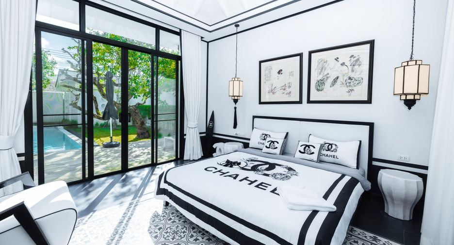 For rent 3 bedrooms villa in Mueang Phuket, Phuket