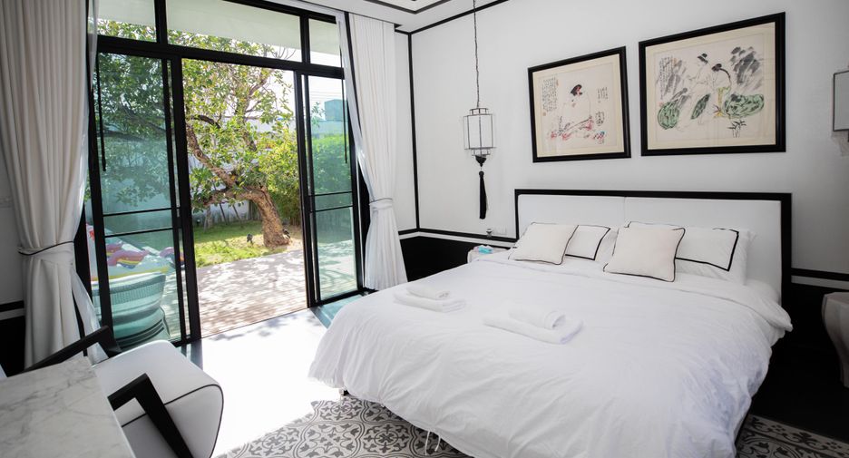 For rent 3 bedrooms villa in Mueang Phuket, Phuket