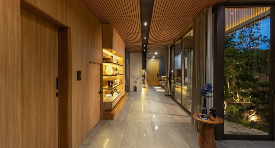 For sale 3 bedrooms house in Wang Thonglang, Bangkok