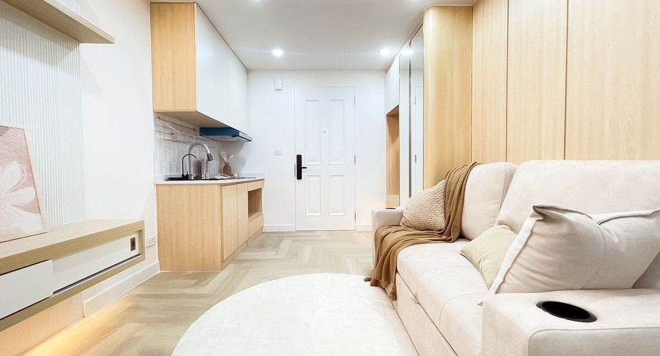 For sale 1 bed condo in Watthana, Bangkok