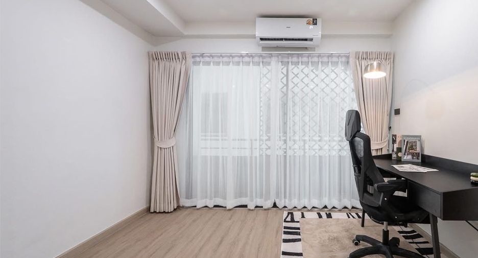 Condo en alquiler de 1 habitaciones en Khlong Toei, Bangkok